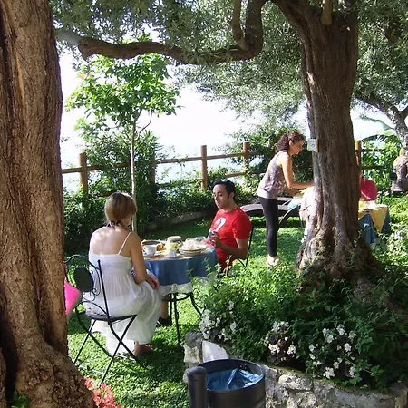 World Center Bed and Breakfast Αμάλφι