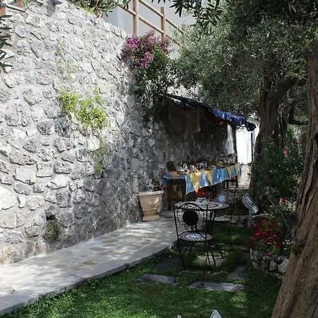 Bed and Breakfast World Center Αμάλφι