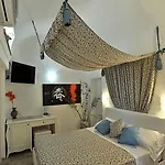 Bed and breakfast World Center