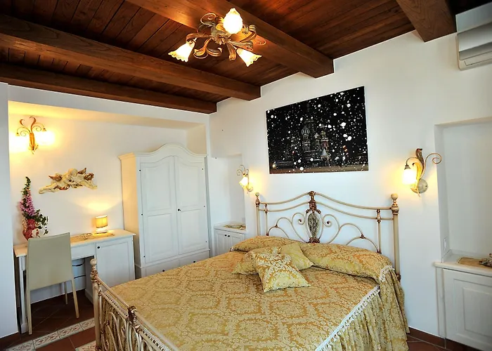 World Center Nocleg ze śniadaniem 4*